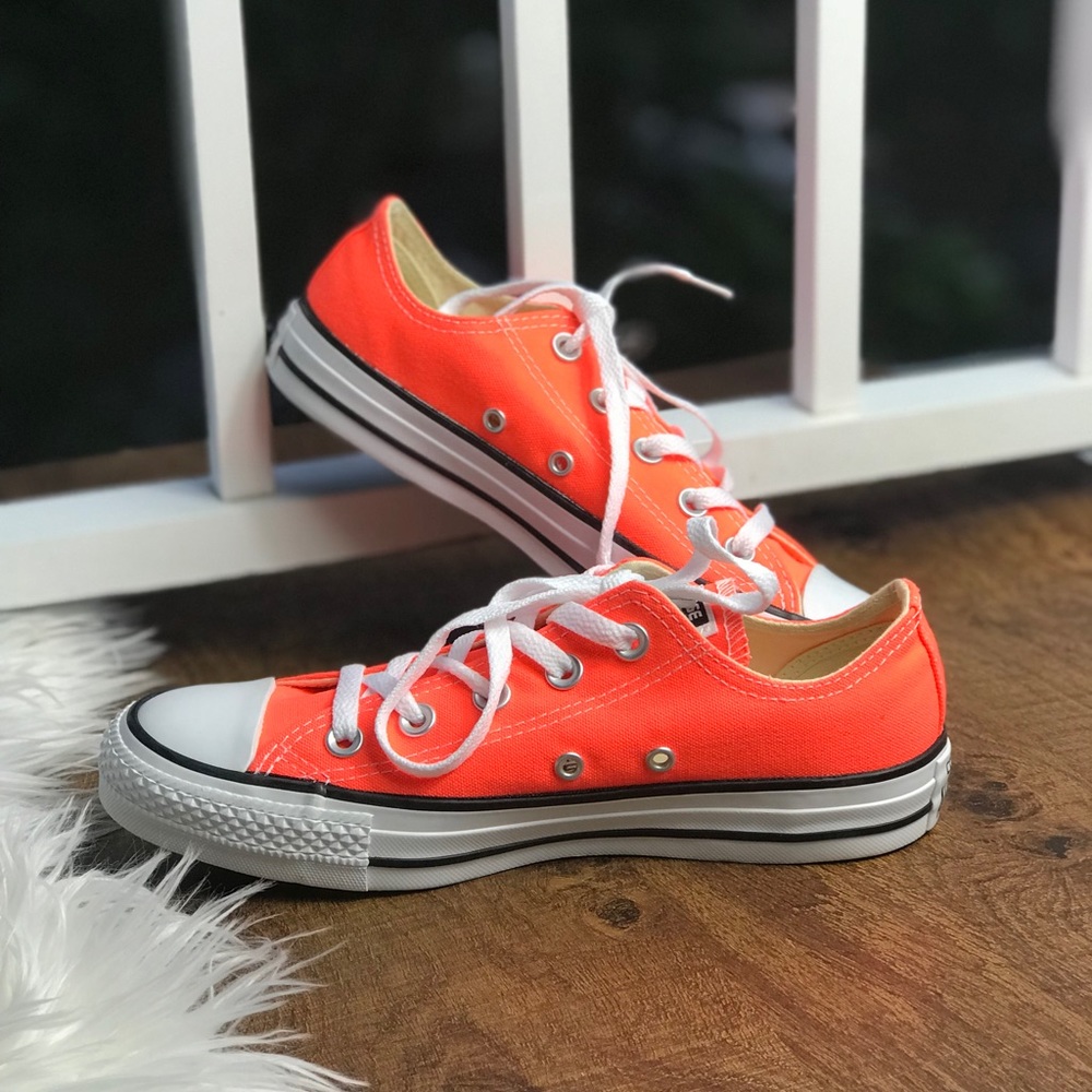 NWT Converse Ctas OX Hyper Orange 🍊WMNS AUTHENTIC - Picture 3 of 7